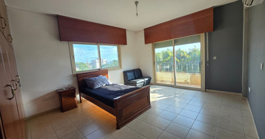 Residential Building with Main House & Two Independent Apartments for Rent in Agia Filaxi