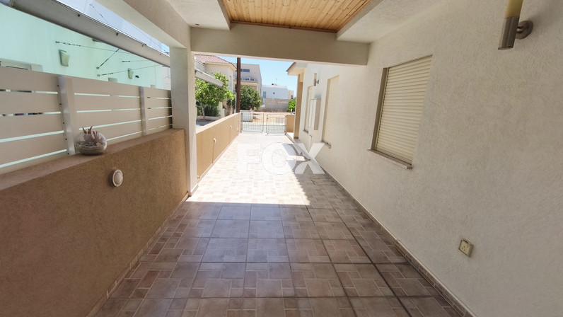 Semi-detached house for rent 180 m² in Mesa Geitonia, Limassol, Cyprus