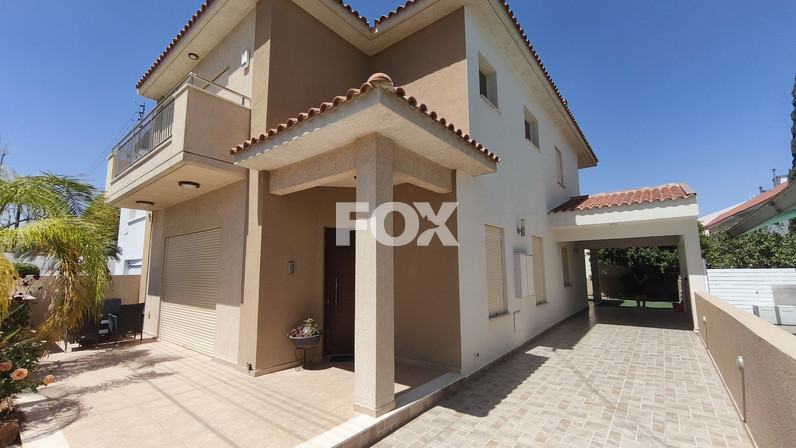 Semi-detached house for rent 180 m² in Mesa Geitonia, Limassol, Cyprus