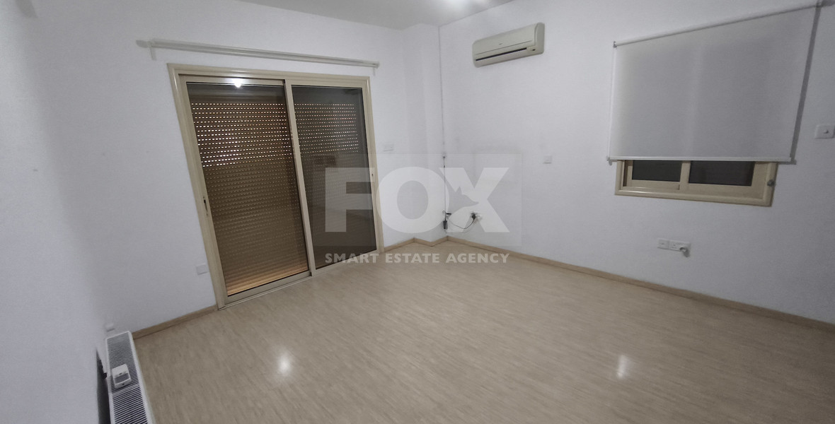Spacious Semi-Detached Unfurnished Home in Central Mesa Geitonia
