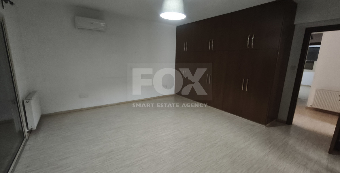 Spacious Semi-Detached Unfurnished Home in Central Mesa Geitonia