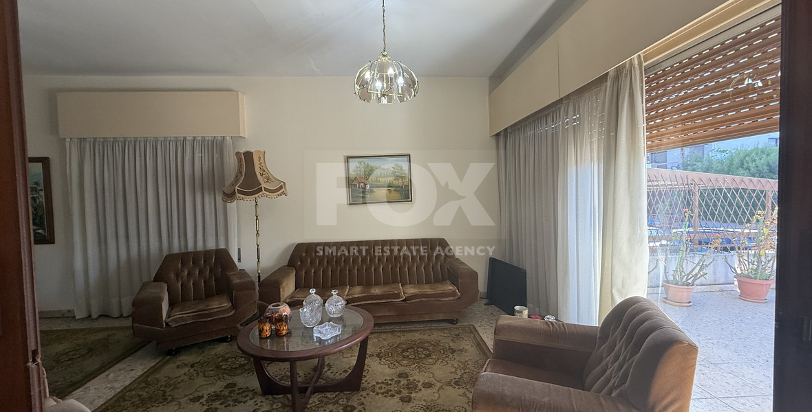 DETACHED 3 BEDROOM HOUSE IN CENTRAL LIMASSOL WITH EXTRA 1 BEDROOM SEMI BASEMENT APARTMENT AND SEPARATE STUDIO.