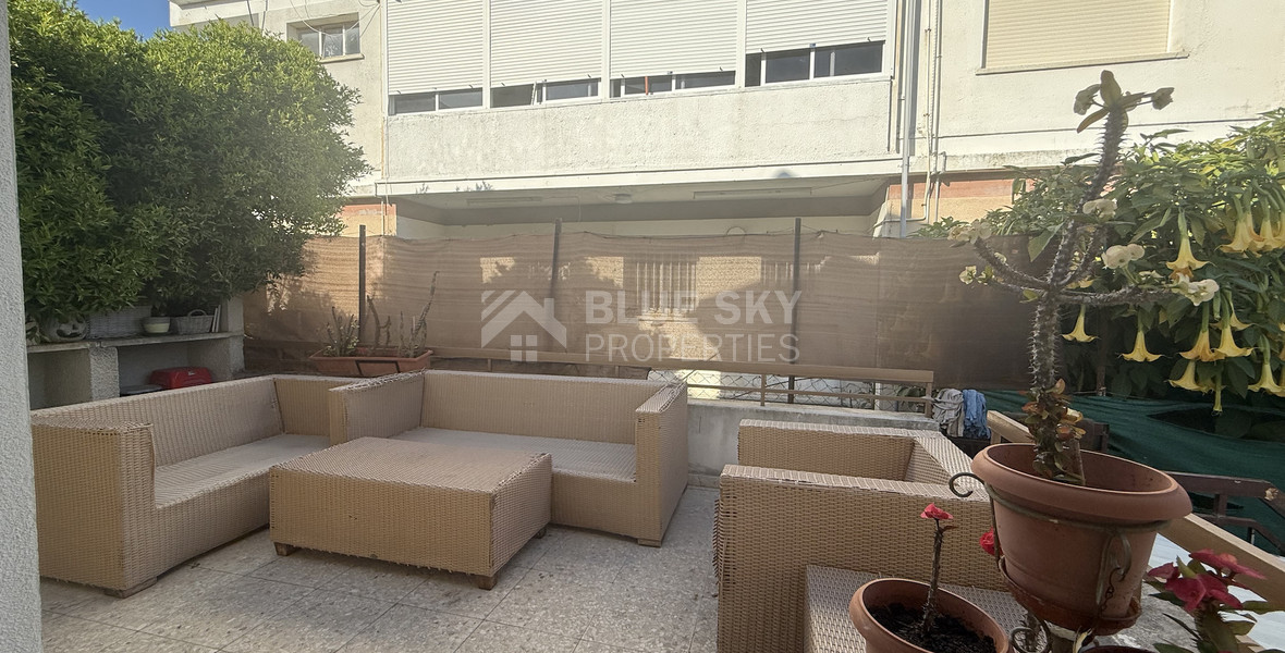 DETACHED 3 BEDROOM HOUSE IN CENTRAL LIMASSOL WITH EXTRA 1 BEDROOM SEMI BASEMENT APARTMENT AND SEPARATE STUDIO.