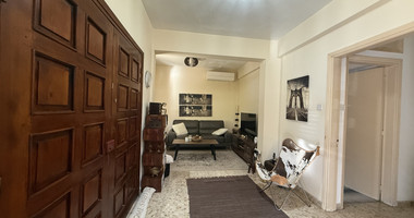DETACHED 3 BEDROOM HOUSE IN CENTRAL LIMASSOL WITH EXTRA 1 BEDROOM SEMI BASEMENT APARTMENT AND SEPARATE STUDIO.