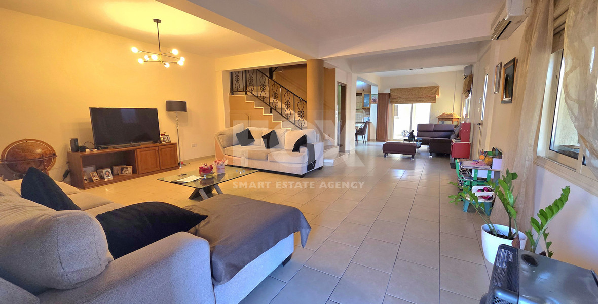 Four bedroom spacious semidetached house in Omonoia, Limassol for rent