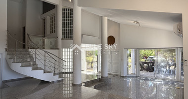 RENT: Versatile Residential or Commercial Property with Extensive Grounds in Kato Polemidia with easy access to all arteries of Limassol.