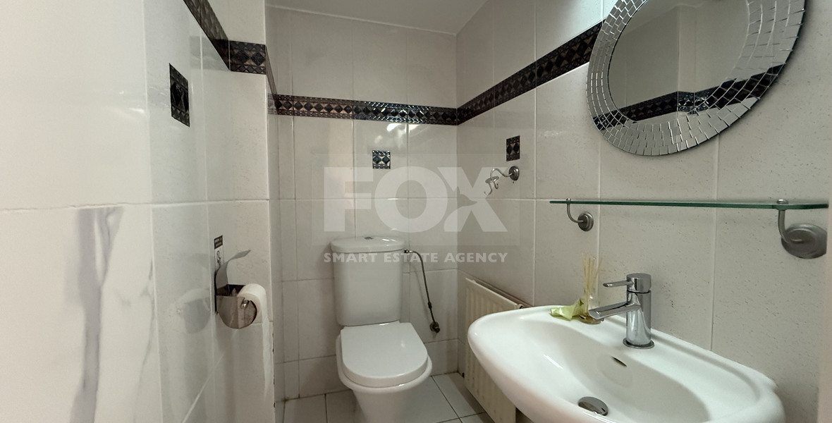 RENT: Versatile Residential or Commercial Property with Extensive Grounds in Kato Polemidia with easy access to all arteries of Limassol.