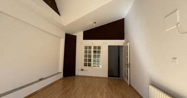 RENT: Versatile Residential or Commercial Property with Extensive Grounds in Kato Polemidia with easy access to all arteries of Limassol.