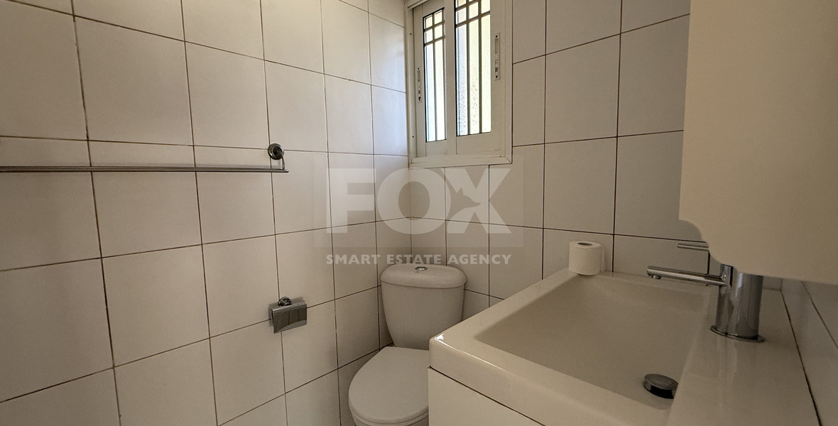 RENT: Versatile Residential or Commercial Property with Extensive Grounds in Kato Polemidia with easy access to all arteries of Limassol.