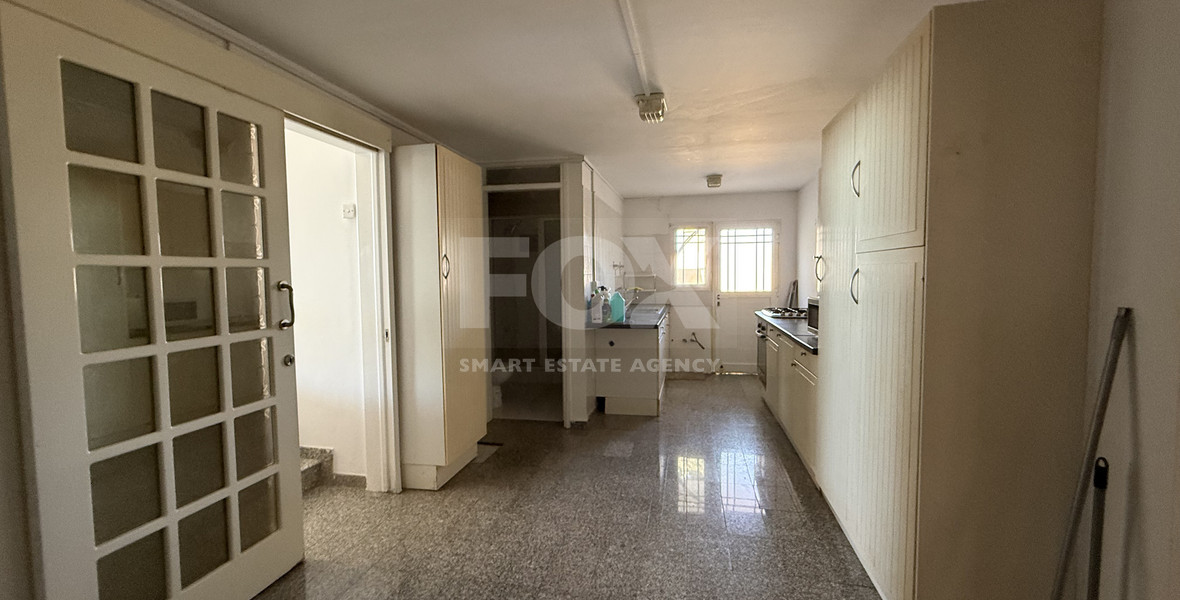 RENT: Versatile Residential or Commercial Property with Extensive Grounds in Kato Polemidia with easy access to all arteries of Limassol.