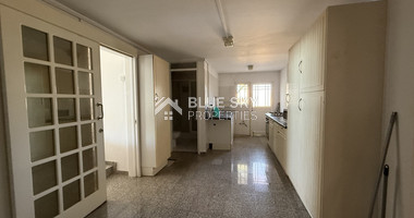 RENT: Versatile Residential or Commercial Property with Extensive Grounds in Kato Polemidia with easy access to all arteries of Limassol.