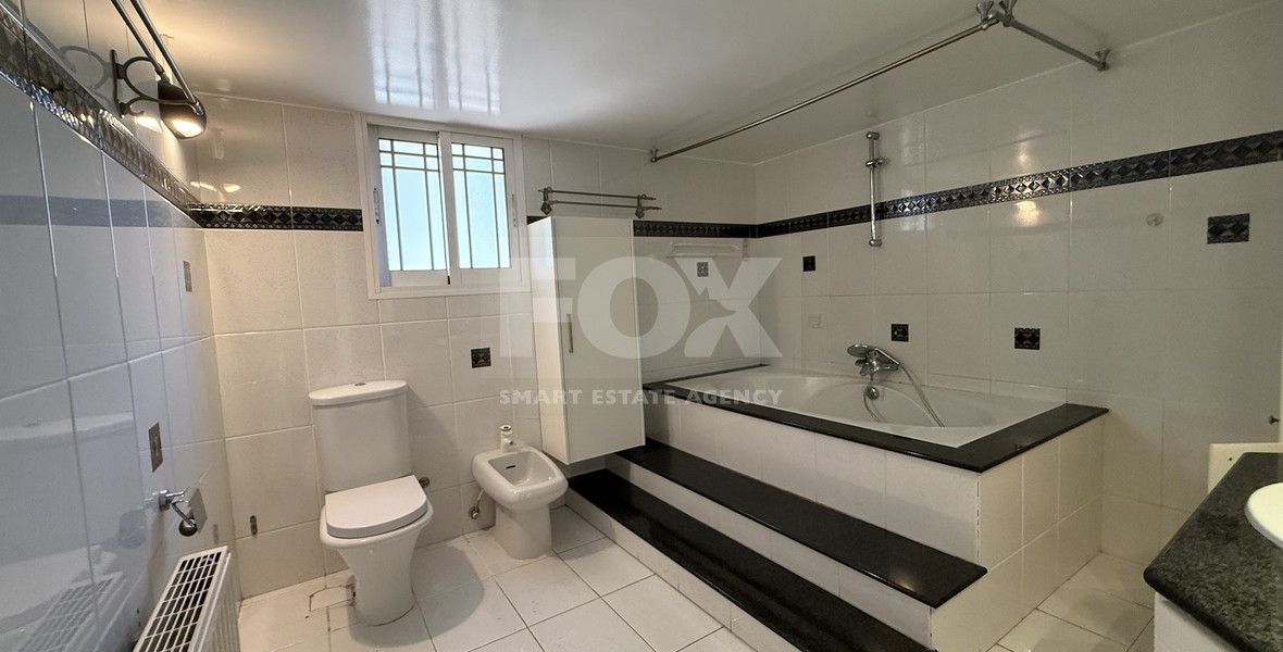 RENT: Versatile Residential or Commercial Property with Extensive Grounds in Kato Polemidia with easy access to all arteries of Limassol.