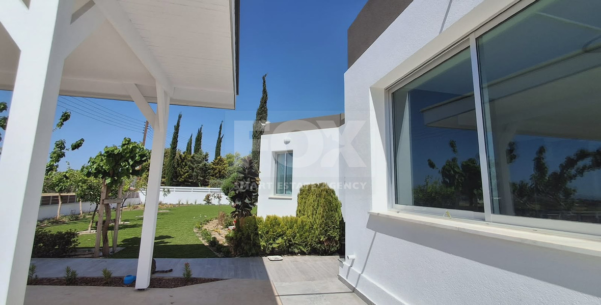 Modern 3-Bedroom Bungalow for Rent in Moni, Limassol – Sea & Mountain Views