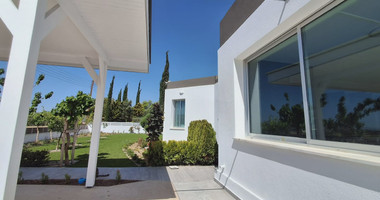 Modern 3-Bedroom Bungalow for Rent in Moni, Limassol – Sea & Mountain Views