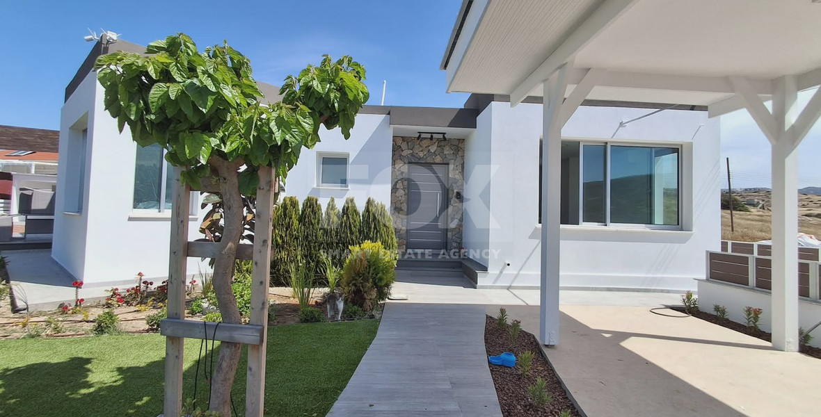 Modern 3-Bedroom Bungalow for Rent in Moni, Limassol – Sea & Mountain Views