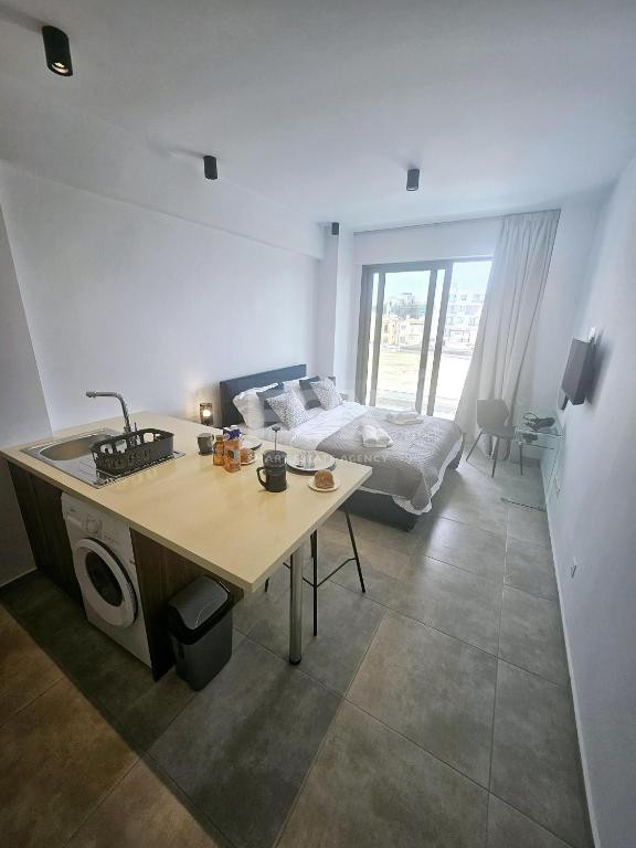 Excellent Investment Studio in the Heart of Universal for sale