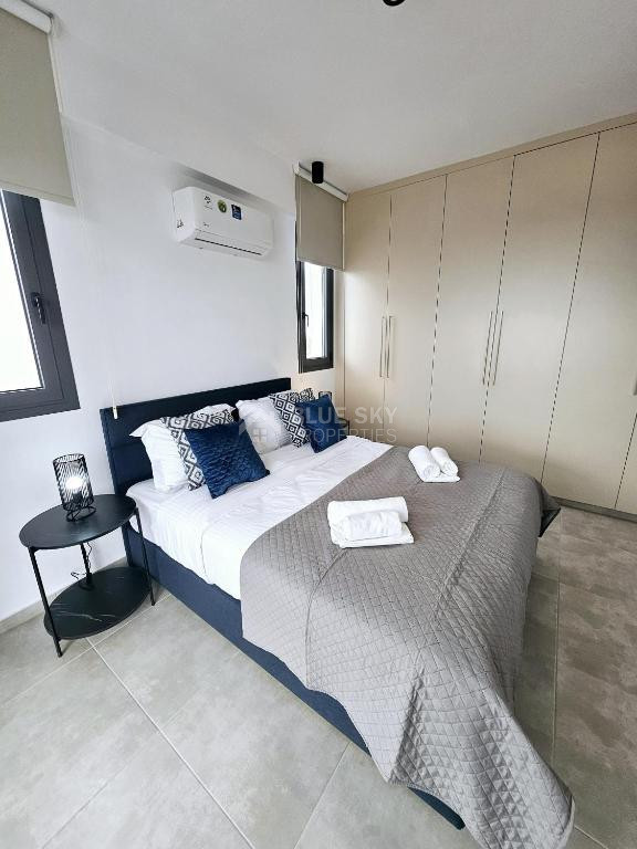 Modern Fully Furnished 2-Bedroom Apartment with Communal Pool in Universal, Paphos