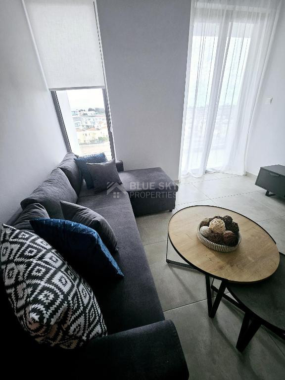 Modern Fully Furnished 2-Bedroom Apartment with Communal Pool in Universal, Paphos