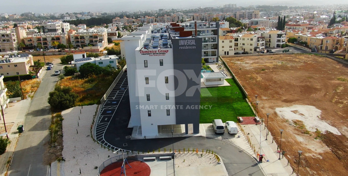 Modern Fully Furnished 2-Bedroom Apartment with Communal Pool in Universal, Paphos