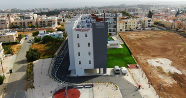 Modern Fully Furnished 2-Bedroom Apartment with Communal Pool in Universal, Paphos