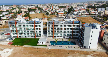 Modern Fully Furnished 2-Bedroom Apartment with Communal Pool in Universal, Paphos