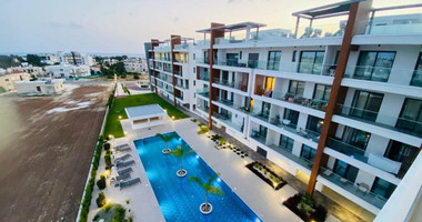 Modern Fully Furnished 2-Bedroom Apartment with Communal Pool in Universal, Paphos