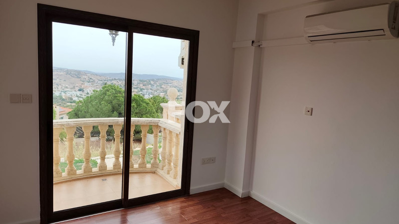 Office 340 m² for rent in Parekklisia, Limassol, Cyprus
