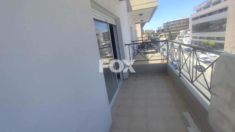 Office 185 m² for rent in Mesa Geitonia, Limassol, Cyprus