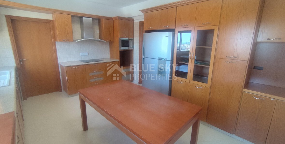 Renovated Office for Rent in Mesa Geitonia, Limassol – 185m²