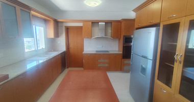 Renovated Office for Rent in Mesa Geitonia, Limassol – 185m²