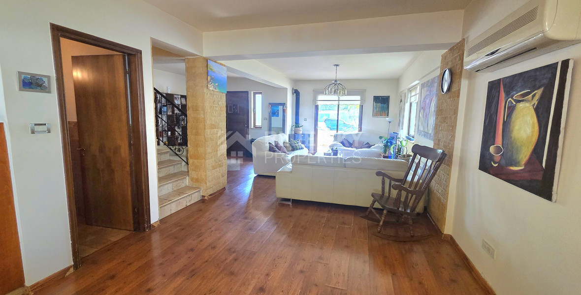 Family-Friendly Four-Bedroom Semi-Detached House in Prime Agios Athanasios Limassol for sale – 175m²