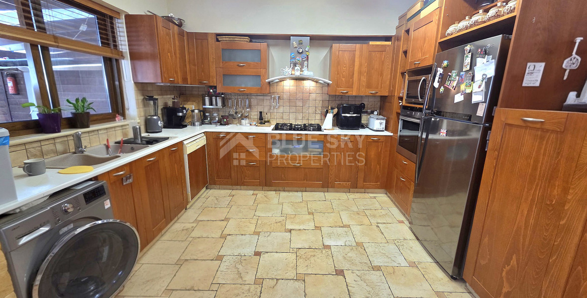 Family-Friendly Four-Bedroom Semi-Detached House in Prime Agios Athanasios Limassol for sale – 175m²