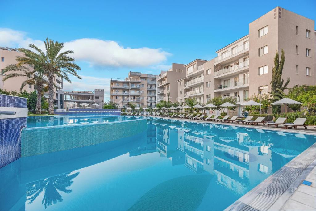 For sale Resort-Style Living at Elysia Park : A Premium 2-Bedroom Opportunity