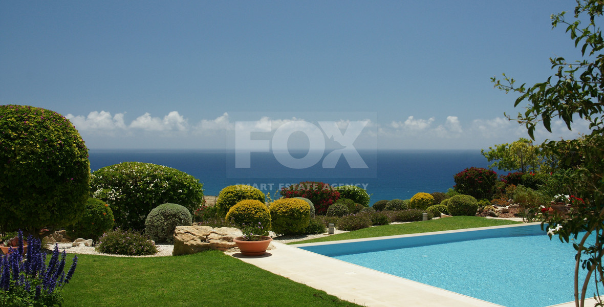 For sale Luxury 5+1 Bedroom Detached Villa with Panoramic Sea Views in Aphrodite Hills