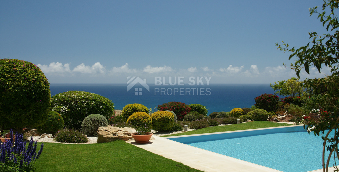 For sale Luxury 5+1 Bedroom Detached Villa with Panoramic Sea Views in Aphrodite Hills