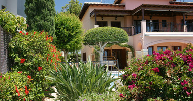 For sale Luxury 5+1 Bedroom Detached Villa with Panoramic Sea Views in Aphrodite Hills