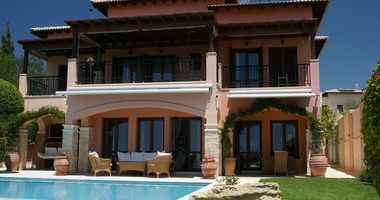 For sale Luxury 5+1 Bedroom Detached Villa with Panoramic Sea Views in Aphrodite Hills