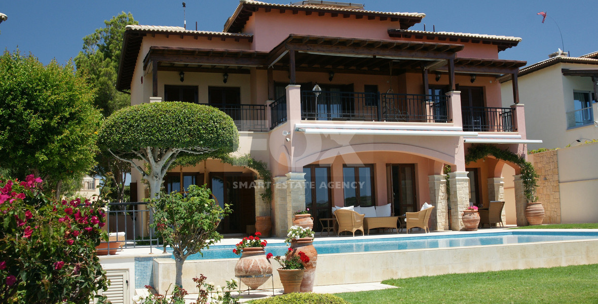 For sale Luxury 5+1 Bedroom Detached Villa with Panoramic Sea Views in Aphrodite Hills