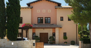 For sale Luxury 5+1 Bedroom Detached Villa with Panoramic Sea Views in Aphrodite Hills