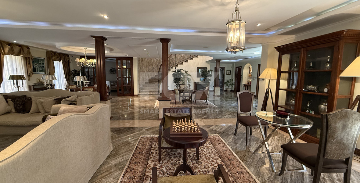 SALE: Luxury 6 bedroom Villa in Souni on expansive plot of 2.150 sqm.