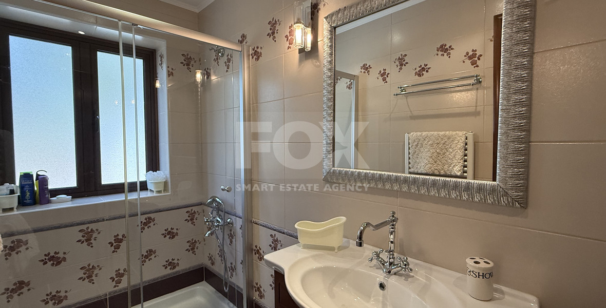 SALE: Luxury 6 bedroom Villa in Souni on expansive plot of 2.150 sqm.