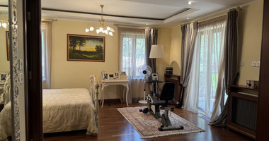 SALE: Luxury 6 bedroom Villa in Souni on expansive plot of 2.150 sqm.