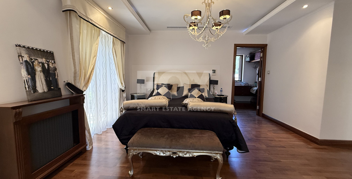 SALE: Luxury 6 bedroom Villa in Souni on expansive plot of 2.150 sqm.