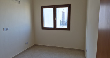 Renovated Two Bedroom Maisonette for Rent in Peyia