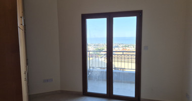 Renovated Two Bedroom Maisonette for Rent in Peyia