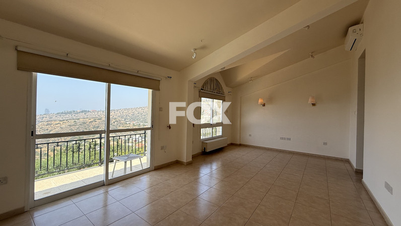 Commercial properties 500 m² for sale in Agios Tychon, Limassol, Cyprus
