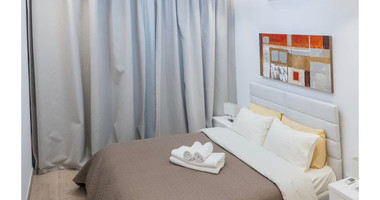 Three-Bedroom Ground Floor Apartment for Rent in Neapoli – Walking Distance to the Sea