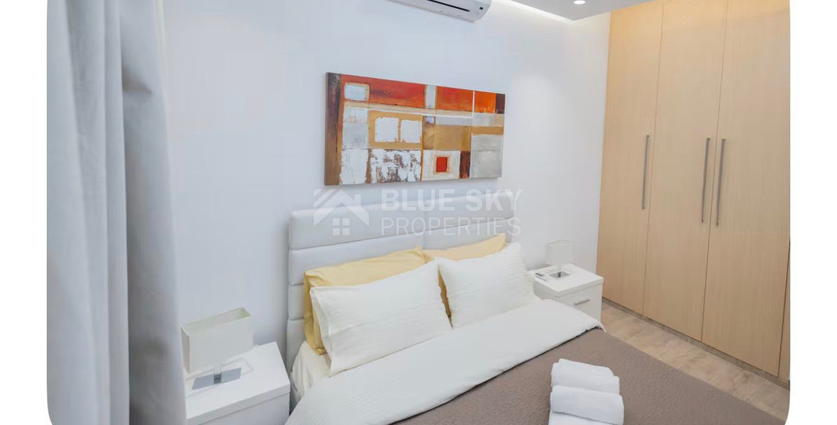 Three-Bedroom Ground Floor Apartment for Rent in Neapoli – Walking Distance to the Sea