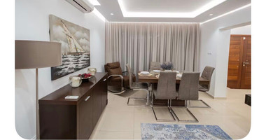 Three-Bedroom Ground Floor Apartment for Rent in Neapoli – Walking Distance to the Sea
