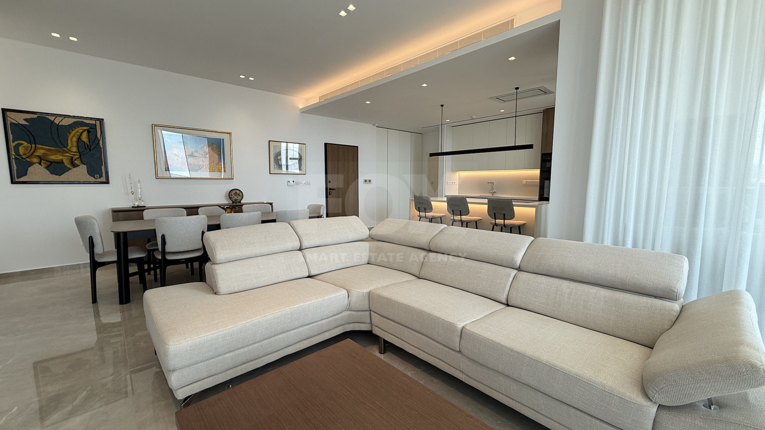 RENT: Luxury Whole-Floor 3-Bedroom Apartment in a Prime Limassol Location